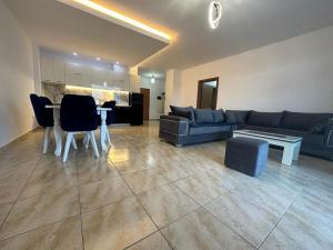 Beachfront Apartment Durres at Shkembi Kavajes Kamelia Building