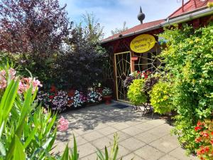 Gyöngyvirág Apartment