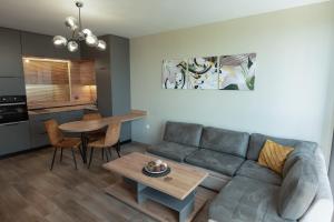 Riverview apartment - Free Private Parking