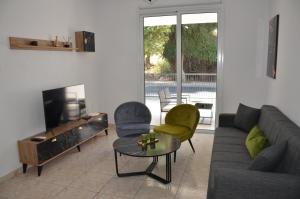 Laertis Apartments - by IMH Travel & Tours