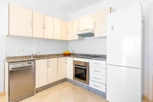 Calahonda Beach I Apartment with Sea View