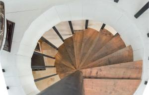 Awesome Home In Saint-Vaast-La-Hougue