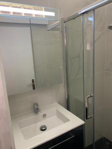 joli studio 24 personnes