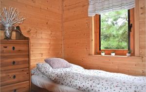 3 Bedroom Amazing Home In Lebieniec