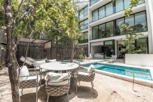 Unlock Your Dream Getaway-Escape