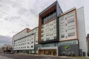 Element St. Louis Midtown - Baden