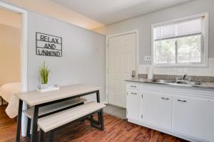 Vibrant Kimberling City Hideaway with Private Deck!