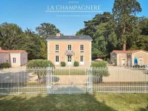Maison de Maître La Champagnère - Piscine - 15 Voyageurs - 卢瓦尔河畔奥尔