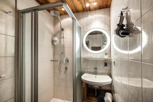 Family Apartment with Balcony (2 Adults + 2 Children) room in Sportpension Bergblick