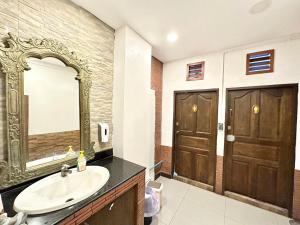 Phòng Tiêu Chuẩn (Standard Room)