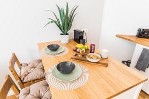 Luxury Style 2 Room Apartment by R&L in Centre