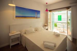 Double Room with Terrace room in Hostal Sunset Ibiza