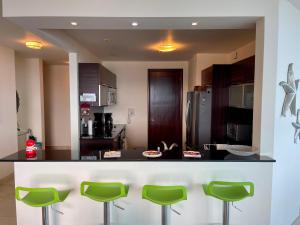 14F Luxury Resort Lifestyle Ocean Views