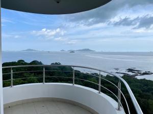 14F Luxury Resort Lifestyle Ocean Views