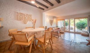 BFA - R149 Casa adosada Alorda con piscina comunitaria