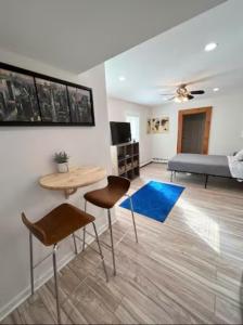 H3 Studio Bedroom Downtown Stamford