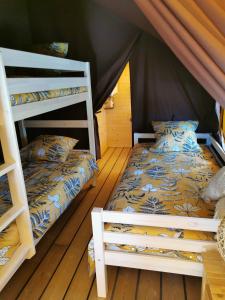 Tentes de luxe Le lodge cocooning : photos des chambres