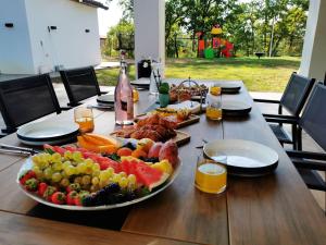 Sejours chez l'habitant La brise Provencale : photos des chambres