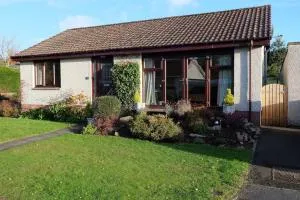 Isla Cottage - Rattray