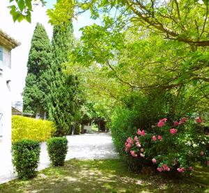 Maisons d'hotes Le Mas des Vergers : photos des chambres