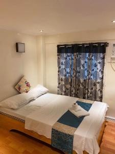RJ Travellers Inn