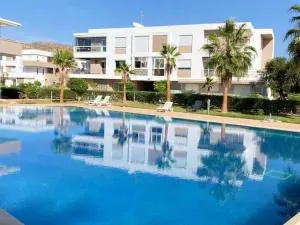 Appartement avec piscine taghazout imi Ouaddar - 伊米乌阿达尔