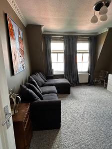 Traumhafter Altbaucharme in zentraler Lage