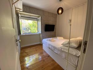 T2 Alvalade em Lisboa para 3 Pessoas