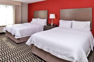 Room with Two Queen Beds - Non-Smoking room in Hampton Inn Middletown