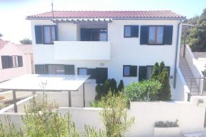 Apartments by the sea Milna, Vis - 21181