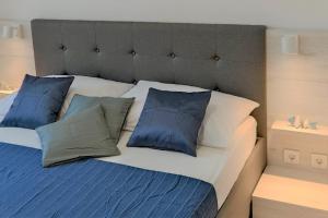 Apartments by the sea Milna, Vis - 21181