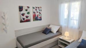 Apartments by the sea Milna, Vis - 21184