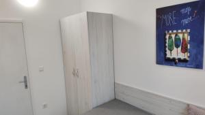 Apartments by the sea Milna, Vis - 21184