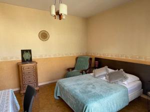 Appartements Studio lumineux avec balcon et parking - Animaux acceptes - FR-1-555-93 : photos des chambres