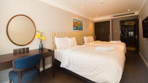 Luxury apt opposite MyKhe Beach Da Nang