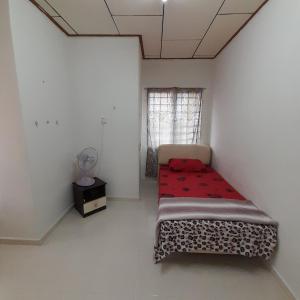 Roomstay Pink Bukit Besar