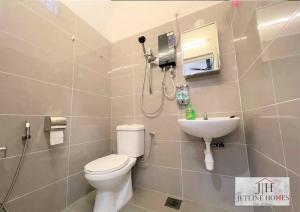 Melaka {Terraced House} 8Pax WIFICity