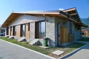 Villa Raphael near the Pirin Golf Resort - Oštava