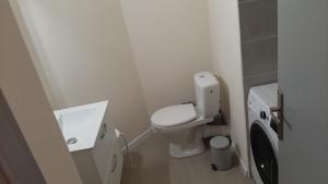 Appartements Joli appt 2 chambres et studio avec parking dans residence ombragee et calme 5mns plage et commerces : photos des chambres