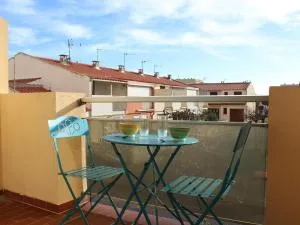 Appartement traversant avec balcons, parking privé, à 250m de la plage - Port-la-Nouvelle - FR-1-229C-55 - 西让