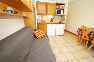 Appartements Chalet D-or - 3 Pieces pour 5 Personnes 374 : photos des chambres