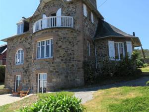 Maisons de vacances Maison Perros-Guirec, 6 pieces, 8 personnes - FR-1-368-246 : photos des chambres