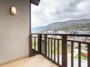 Appartements Duplex confortable avec 2 chambres, balcon et parking a Saint Lary village, proche des thermes et telecabine - FR-1-296-336 : photos des chambres