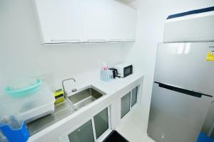 Merry house บ้านพักริมหาดบางแสน