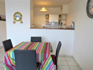 Appartements Appartement avec terrasse, WIFI et parking a Perros-Guirec - FR-1-368-332 : photos des chambres