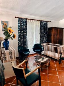 Casa Girassol with a beautiful private Pool and Garden