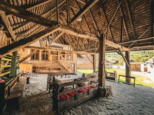 Castle View Saschiz - Traditional Guesthouse