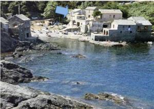 Maisons de vacances Waterfront Authentic Corsican house : photos des chambres