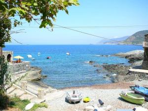 Maisons de vacances Waterfront Authentic Corsican house : photos des chambres