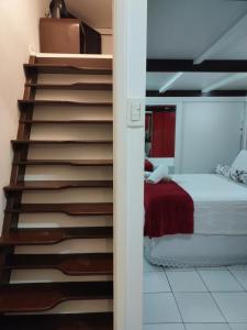 Ipanema Posto8 1quarto e 1mesanino FLAT40m2 rua Hotel Fasano